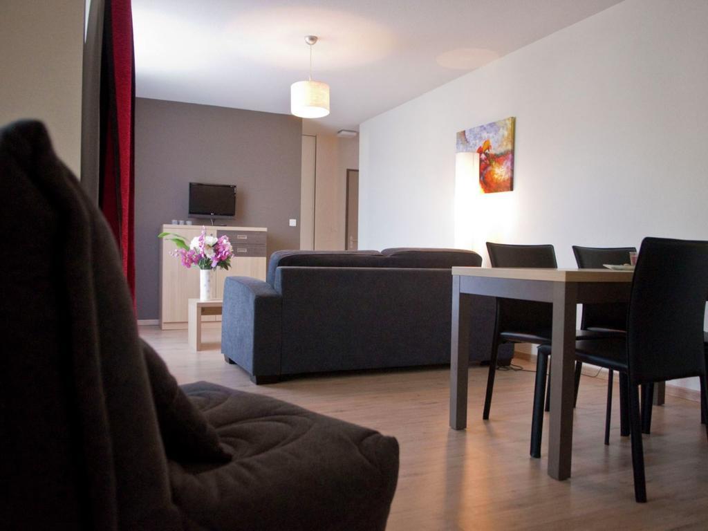 Residence Goelia Les Gorges De La Truyere アントエギュ・シュル・トリュイエール エクステリア 写真